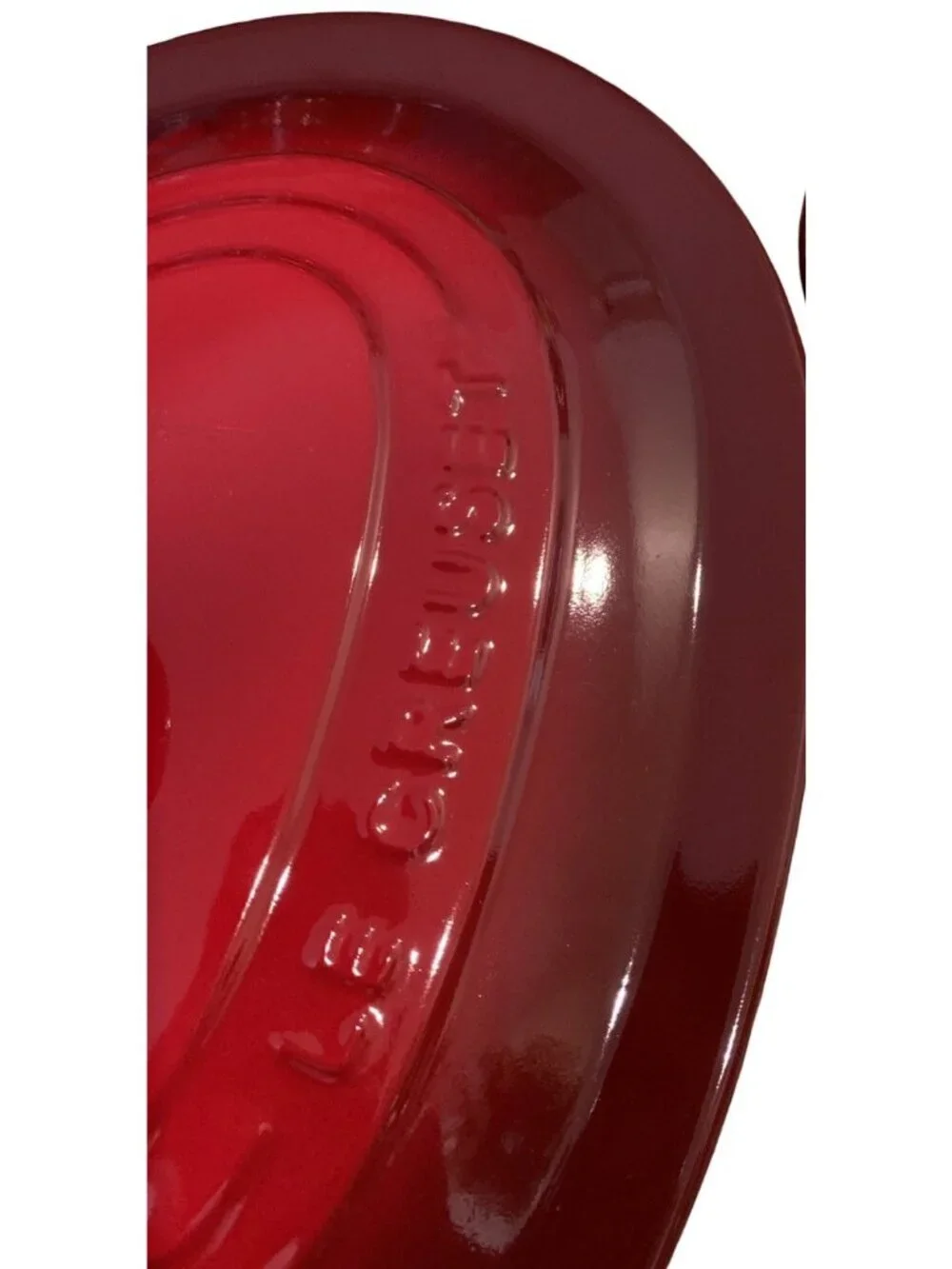 Le Creuset 2-1/2 Qt Red Heart Shaped Stoneware Baker Casserole Dutch Oven w/Lid